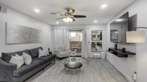 Comfort and Style in the Phoenix Biltmore Area!